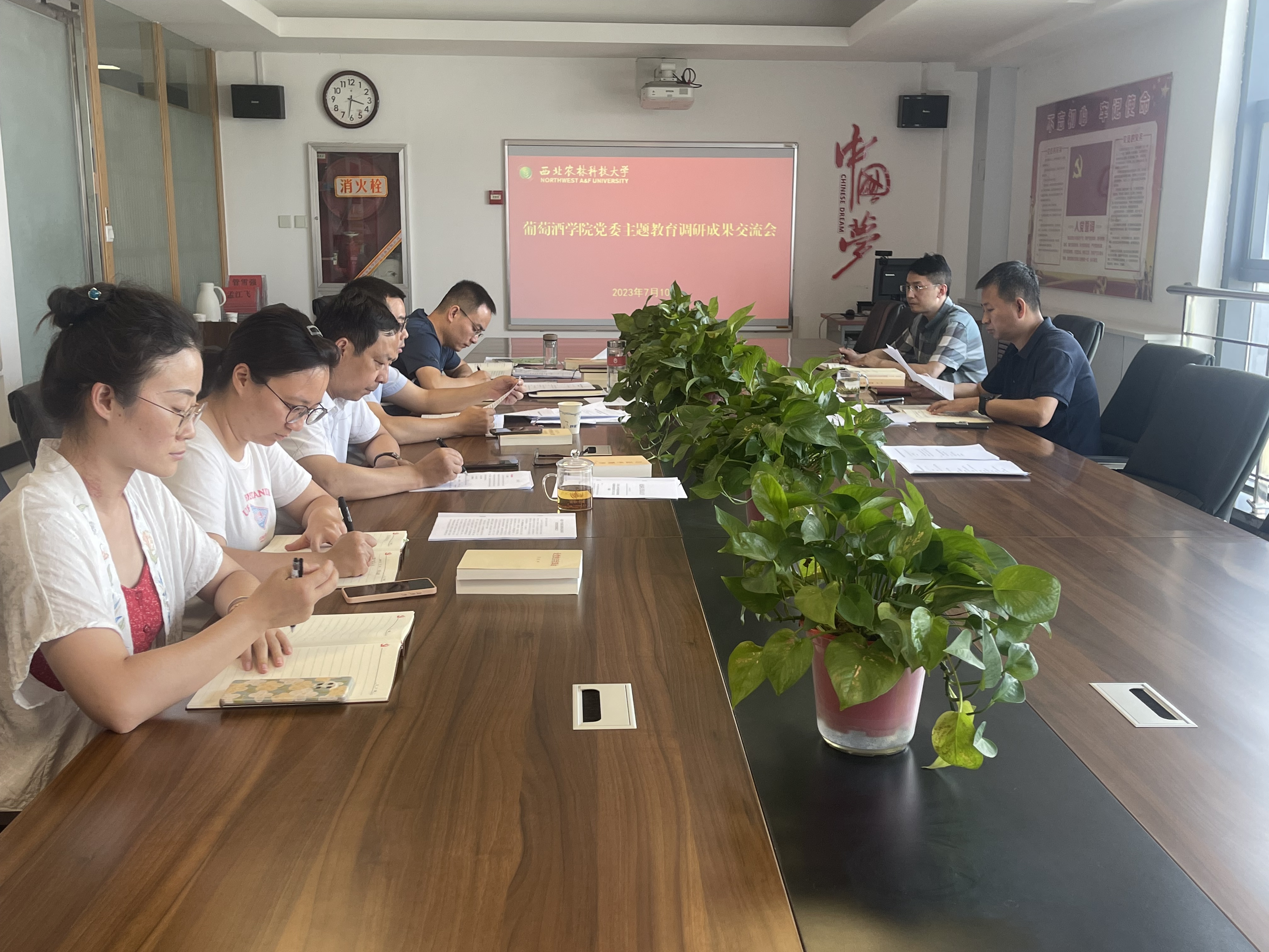 a4cd29ba10ce4da78b584795368eac0d.jpg a4cd29ba10ce4da78b584795368eac0d.jpg